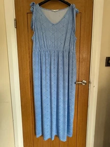 Carole Hochman Ladies Blue / White Sleeveless Maxi Dress Size UK XL - Picture 1 of 5
