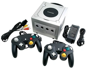 Nintendo GameCube DOL-001 Gaming System SILVER Console 2 Controller Bundle NGC - Picture 1 of 7