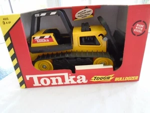 Tonka Tough Bulldozer 12" 92961 In Box 1997 Steel And Plastic - Picture 1 of 3