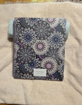Cuaderno grande Vera Bradley Mimosa Medallion nuevo con etiquetas Foto 1 de 4
