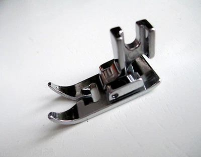 Uso General VÁSTAGO BAJO ZIG-ZAG PIE BLANCO y SINGER modelos ZigZag Foto 1 de 4