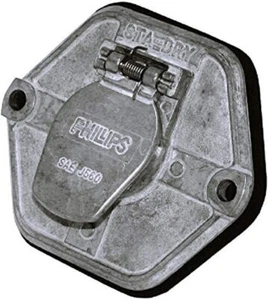 Phillips 15-762 Split Pin 7-Way Socket Breaker Zinc Die-Cast Gasketed STA-DRY - Picture 1 of 1