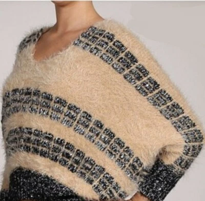 Lumiere бежевый и черный ультра мягкий пушистый блестками dolman свитер размер S - Изображение 1 из 4