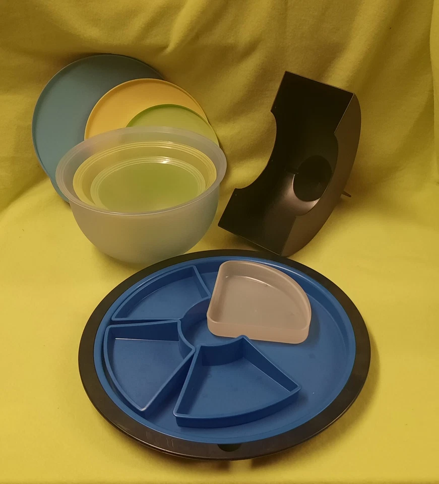 Tupperware Konvolut (76) Junge Welle Set, Deckelsammler, Snack Rondell - Bild 1 von 1