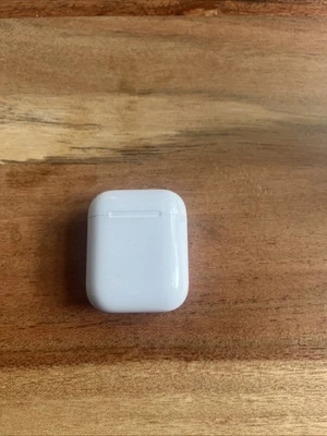 Apple AirPods 1. Generation A1523 Weiß, Bluetooth In-Ear Kopfhörer mit Ladecase - Bild 1 von 4
