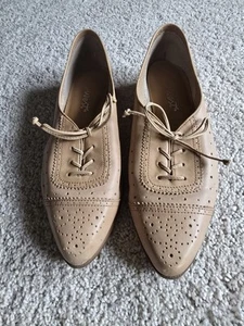 Vintage 9 West Beige Soft Leather Lace Up oxford Flat Made In Brazil Sz. 8.5 M - Picture 1 of 8