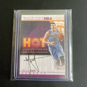 2015-16 Panini Hoops Nikola Jokic Rookie RC Hot Signatures GOLD Print Auto - Picture 1 of 2