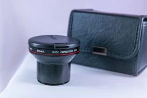 SIGMA Wide Converter for AF Video X 0.5 camera lens with case and front cap - Picture 1 of 4