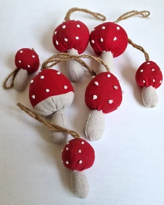 IKEA Weihnachtsanhänger Stoff-Pilze Fliegenpilz Weihnachtsschmuck 1990er Vintage - Bild 1 von 6