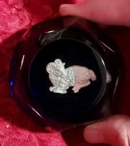 Signierter Baccarat Kobalt Briefbeschwerer alt blau Kunst Glas Widder signiert 1 1/2" x 3" - Bild 1 von 4