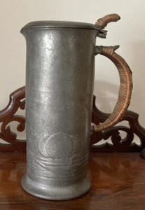 ANTIQUE ART NOUVEAU ENGLISH SOLKETS PEWTER JUG TO A DESIGN BY ARCHIBALD KNOX - Picture 1 of 7