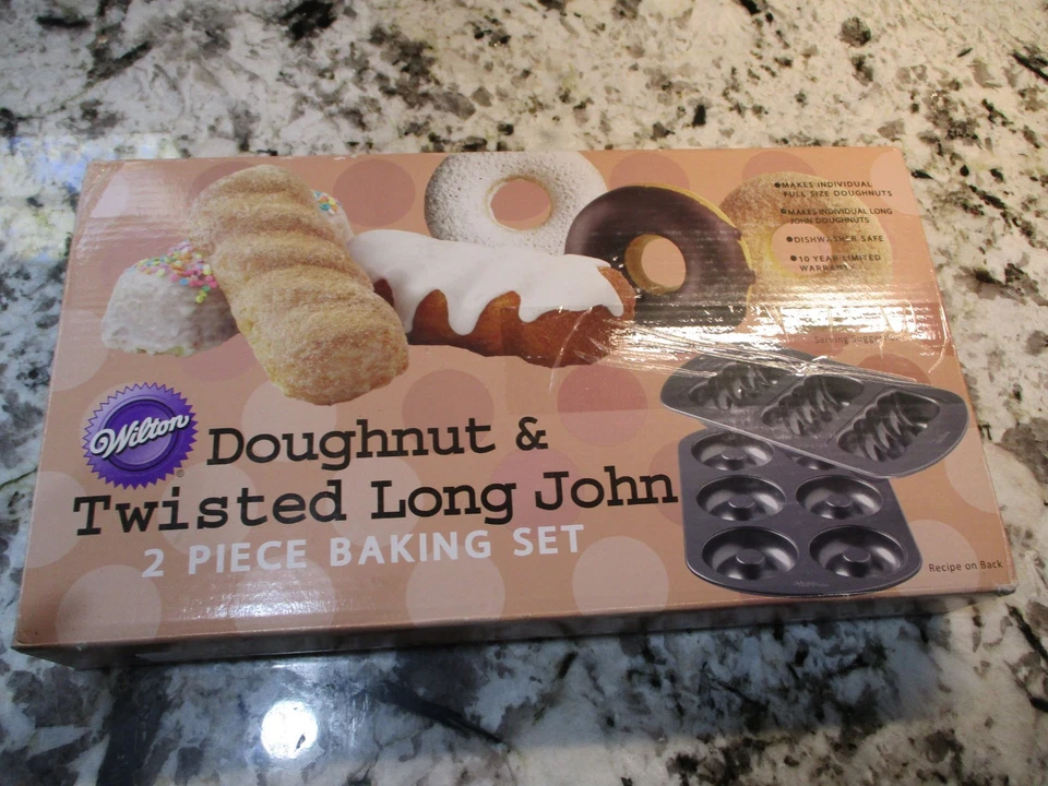 NIB Wilton 2 Piece Baking Set - Doughnut And Twisted Long John - Two Pans - Image 1 of 1