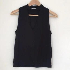 Camiseta sin mangas Zara negra Keyhole recorte acanalada años 90 Y2k grunge mujer talla mediana - Imagen 1 de 4