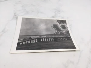 Vintage 1950s Photograph RARE Galle Face Hotel Colombo Sri Lanka Ocean Beach - Foto 1 di 4