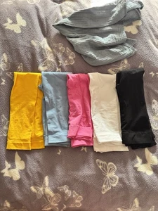 Snag Capris - Picture 1 of 2