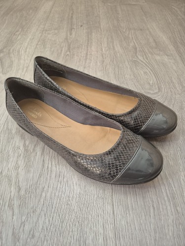 Clarks Scarpe da Balletto Slip On Grigio Effetto Pelle di Serpente Taglia UK 6.5 D