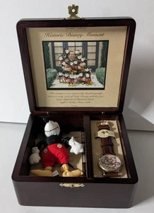 1995 Disney Walt/Mickey Mouse Watch  NOS LTD. ED. 2556/5000 - Picture 1 of 20