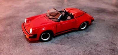 porsche 911 speedster 1:18 - Immagine 1 di 4