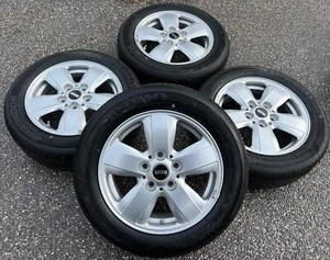 4 ORIGINAL ALU SOMMERRÄDER MINI COOPER F55 F56 F57 RDKS 175/65R15 84H NEUWERTIG - Foto 1 di 12
