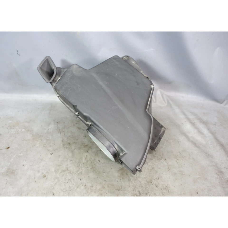 BMW E90 M3 S65 V8 2008-2010 Silenciador de carcasa de filtro de aire de fábrica OEM Foto 1 de 4
