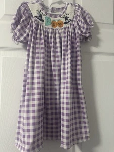 Girls Size 5/6 Smocked Halloween Dress - Picture 1 of 2