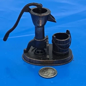 Vintage Durham Int Miniature Die Cast Metal Water Pump w/bucket - Picture 1 of 8