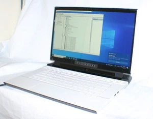 Alienware M15 R2 i9-9980HK 3,4 GHz 16GB GeForce RTX 2080 1TB Win10 Pro, 4K Bildschirm - Bild 1 von 3
