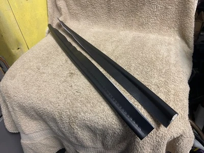 Ford Mustang 1971 1972 1973 interior cuarto panel pilar cuerda par negro Foto 1 de 4