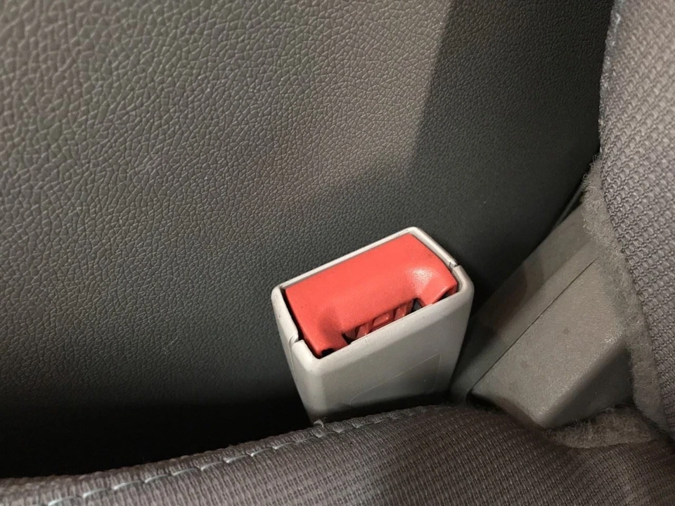 Seat Belt Front Bucket Driver Buckle Fits 13-17 ENCLAVE 2501018 Foto 1 de 1