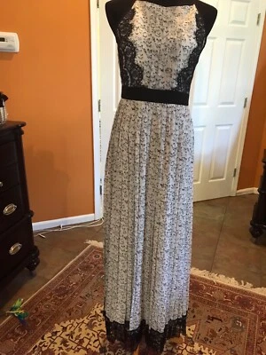 women maxi dress Minuet size medium - Image 1 of 4
