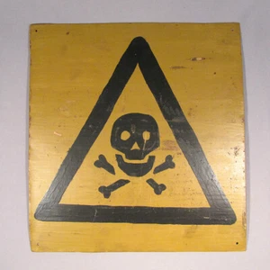 Poison Warning Sign Russian Soviet Skull Old Vintage Plate Danger Board Metal - Picture 1 of 3