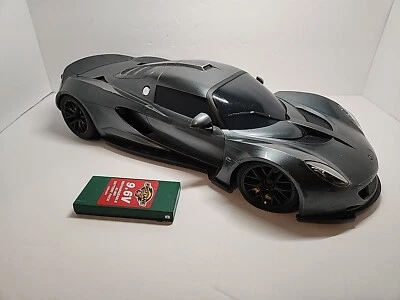 Fast Lane Toys R Us RC Hennessey Venom GT 1:8 | No Remote or Charger - Image 1 of 4