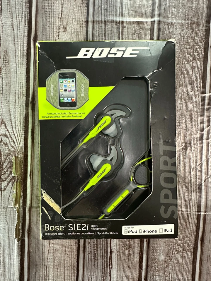 BOSE SIE2i Sport Headphones Reebok Armband  Apple iPhone  GREEN  NEW  OPEN BOX - Image 1 of 4