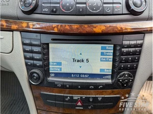 Mercedes-Benz E-Class Radio GPS Navigation Head Unit 2003 Saloon 4/5dr W211 - Picture 1 of 3