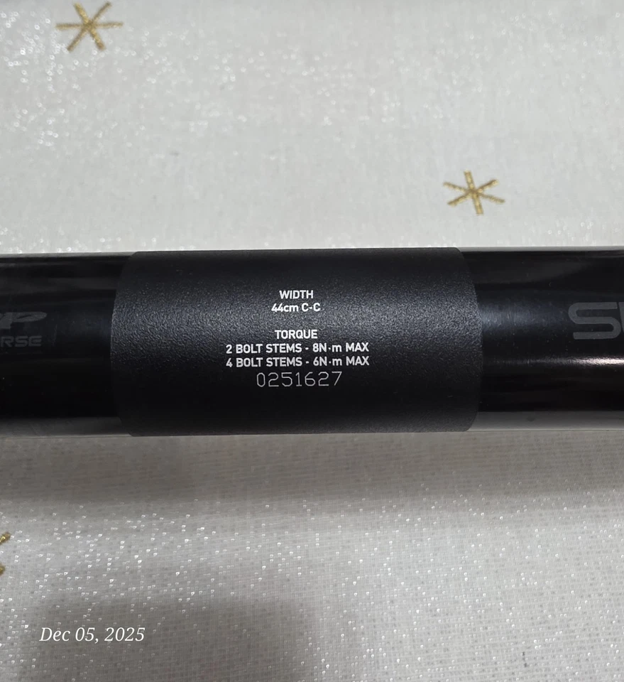 Manillar de aleación Zipp Service Course SL70 Ergo 44 cm, alcance de 70 mm/caída de 128 mm Foto 1 de 4