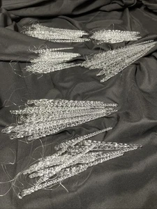 Adornos de Navidad Kurt Adler de Colección Cristal Vidrio Retorcido Icicles 72 Ct. (Sin Caja) - Imagen 1 de 6