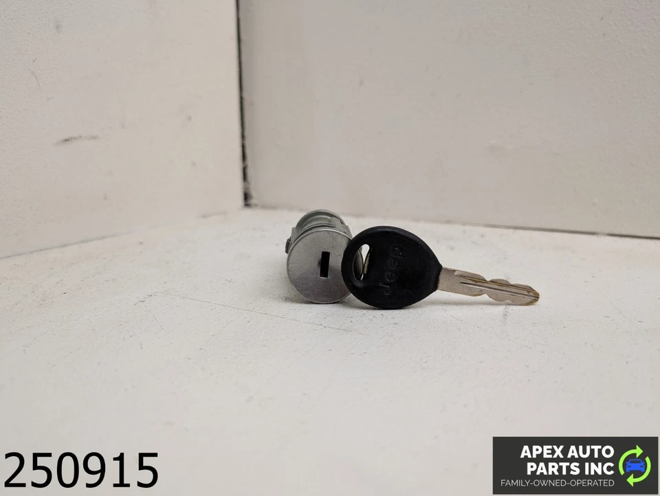 OEM 1997-2001 Jeep Grand Cherokee 4.0L Ignition Switch Lock Control - Image 1 of 4