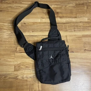 Bolso Bandolera Táctico Jumpman Nike Air Jordan Y2K Negro Logo Blanco - Imagen 1 de 4