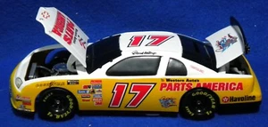 Darrell Waltrip 1997 Monte Carlo #17 Winston Cup Bank Diecast 1:24 w/Key Yellow& - Picture 1 of 7
