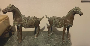 Pair of Bronze Chinese Tang Dynasty Horse Statues - Sculptures - Picture 1 of 22