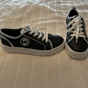 Michael Kors Damen Schuhe - Bild 1 von 5