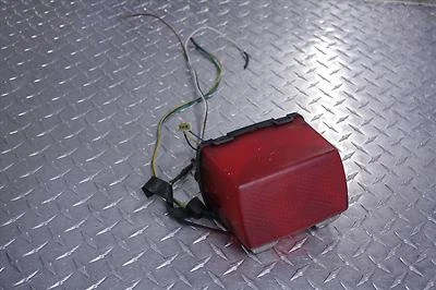 Yamaha FZ 600 1988 OEM luz de freno trasera con intermitentes de aire acondicionado FZ600 88 Foto 1 de 4