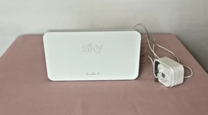 Sky Q Wireless WiFi Booster Extender Model SE210A - Photo 1/6
