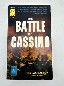 THE BATTLE OF CASSINO by Fred Majdalany World War II Vintage 1957 Paperback Book - Foto 1 di 11