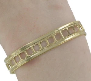 Vintage 1970s Yellow Gold Tone Letter Initial "I" Cuff Bracelet 5 3/4" - Picture 1 of 1