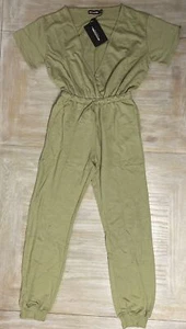 Womens Jumpsuit Size UK 8 Sage Green Boohoo Pockets Short Sleeve RRP £65 - Picture 1 of 12