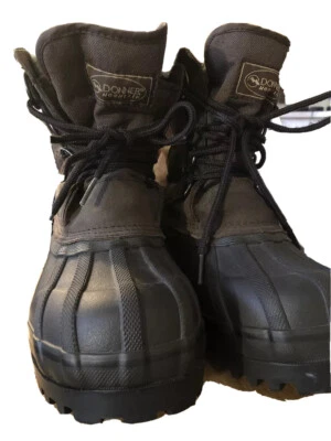 Donner Mountain hiking/outdoors Boots 5M Steel Shank. Awesome condition. - Image 1 of 4
