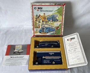 Vintage 1:50 1990 Ltd Edn CORGI We're On The Move! Leicester COACH VAN Set C82 - Picture 1 of 14