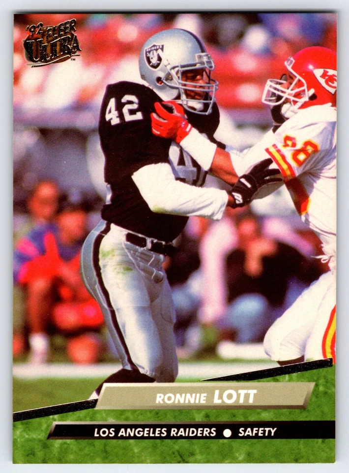 1992 Fleer Ultra #195 - Ronnie Lott  Los Angeles Raiders (NM) *HGCARDS* - Image 1 of 2