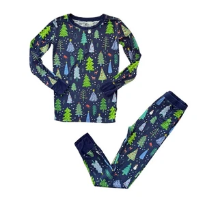 Pigiama natalizio Little Sleepies blu bambù allegro e luminoso taglia 9/10 - Foto 1 di 5